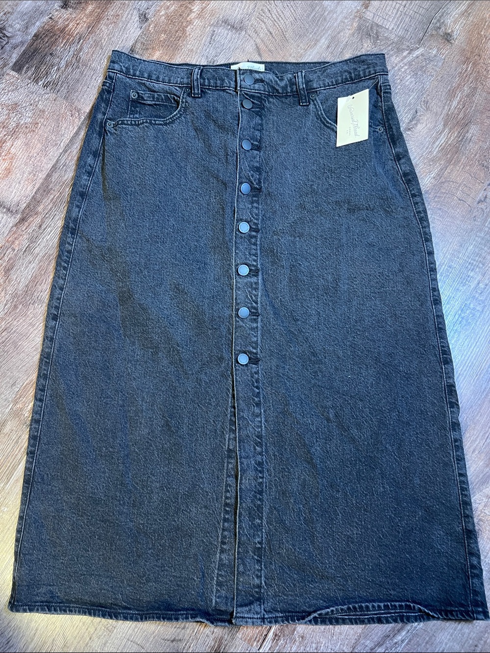 Universal Thread Black Button-Front Maxi Denim Skirt